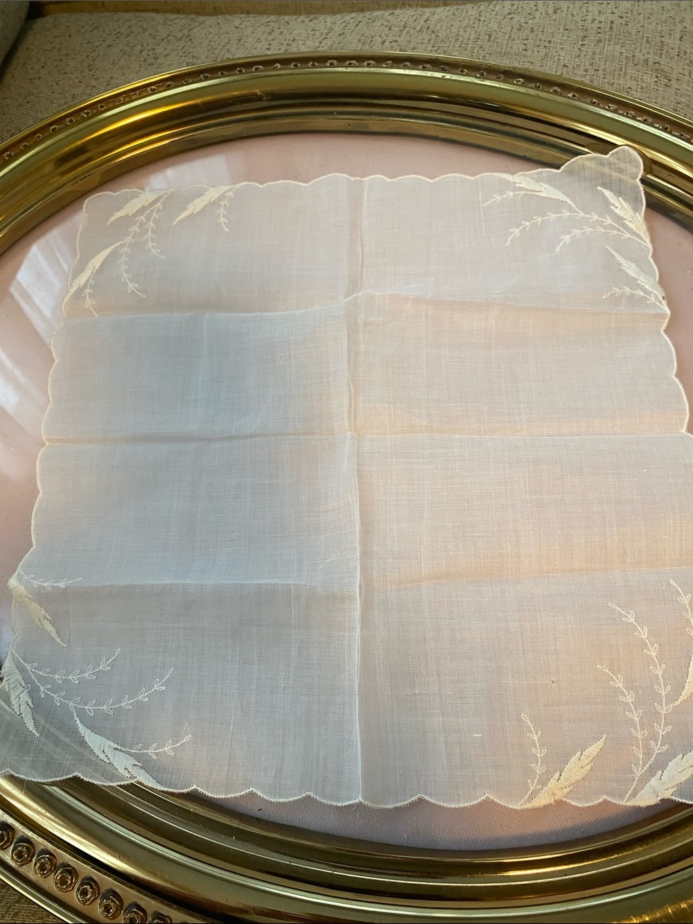 Vintage Embroidered White Linen Handkerchief - Classic Scalloped Edge